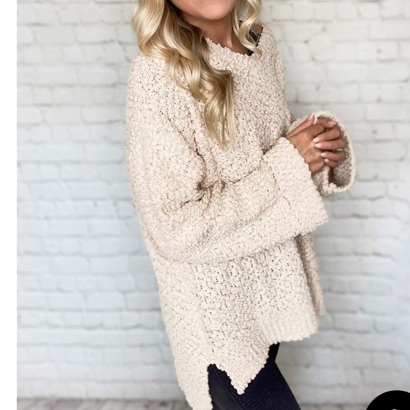 LAST💕 Oversized Taupe Popcorn Knit Pullover - Picture 5 of 8